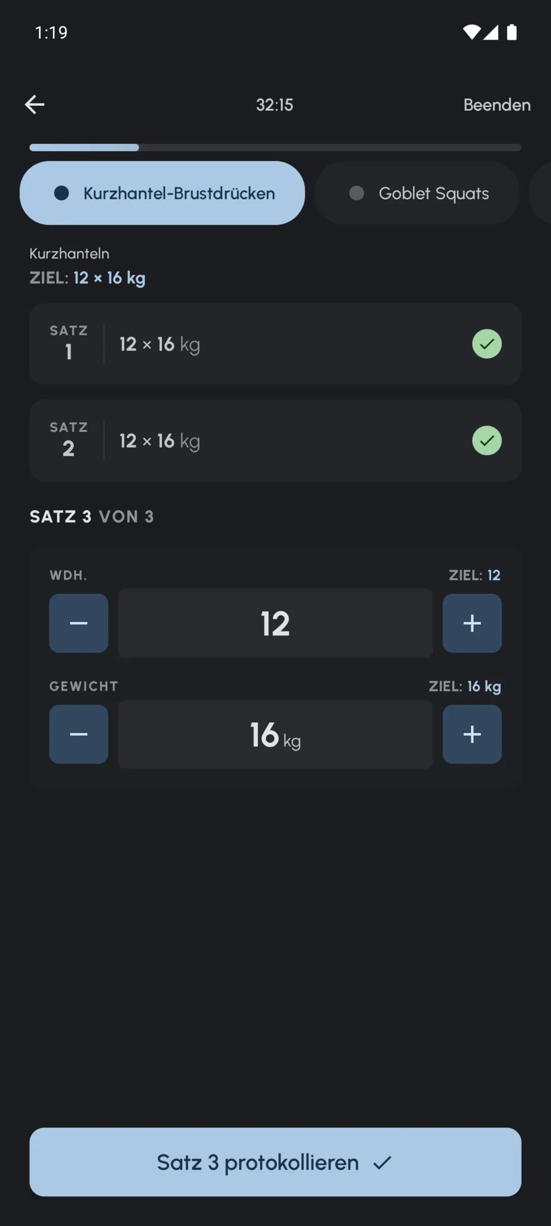 Aktives Fersonal-Workout mit Erfassung von Sätzen, Wiederholungen und Gewicht